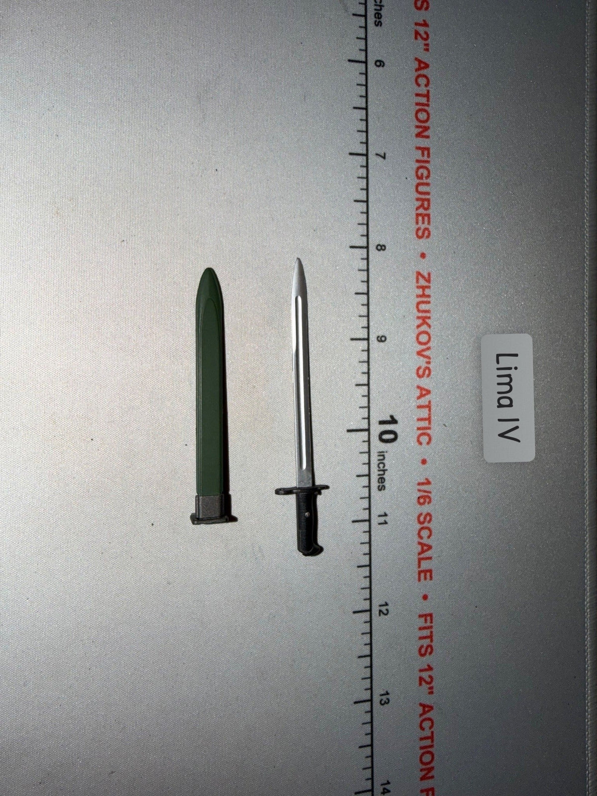 1/6 Scale WWII US Bayonet with Scabbard - Dragon