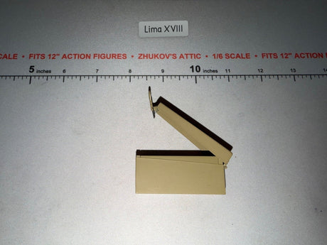 1/6 Scale WWII German Tan Machine Gun Ammunition Box - Dragon