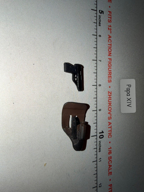 1/6 Scale WWII German Pistol and Holster Set