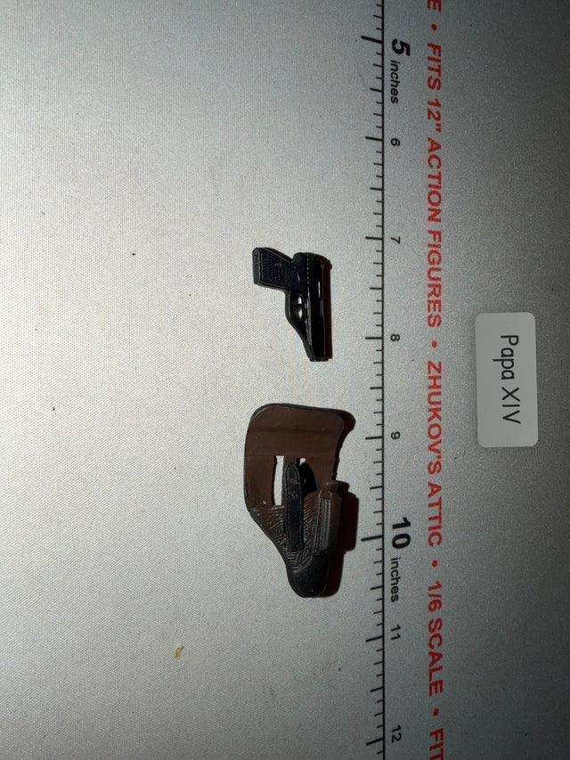 1/6 Scale WWII German Pistol and Holster Set