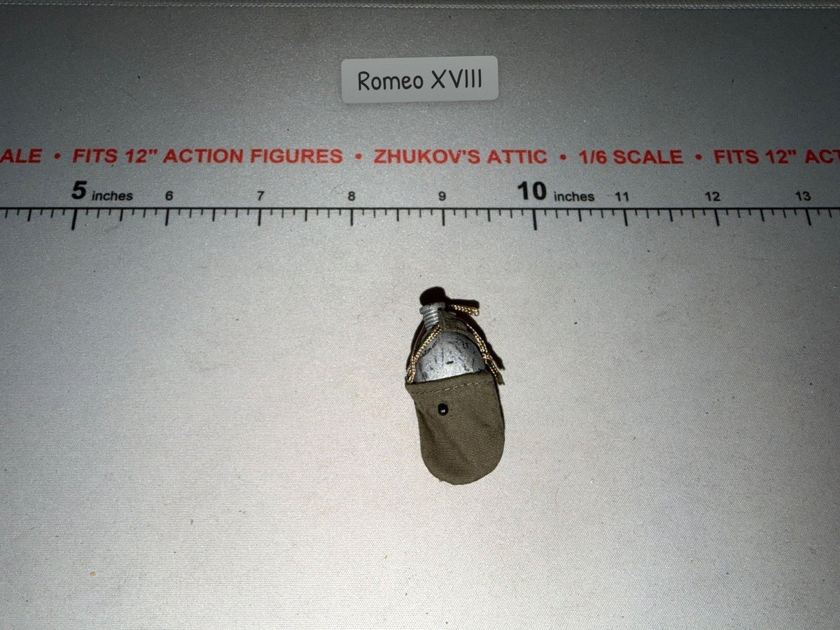 1/6 Scale WWII Russian Canteen with Pouch - Dragon