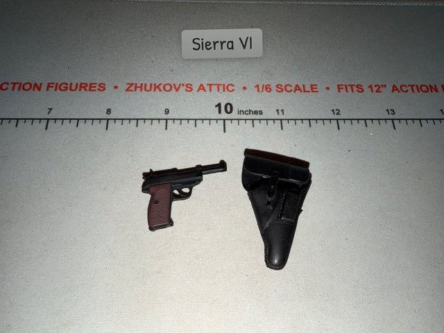 1/6 Scale WWII German Pistol and Holster Set