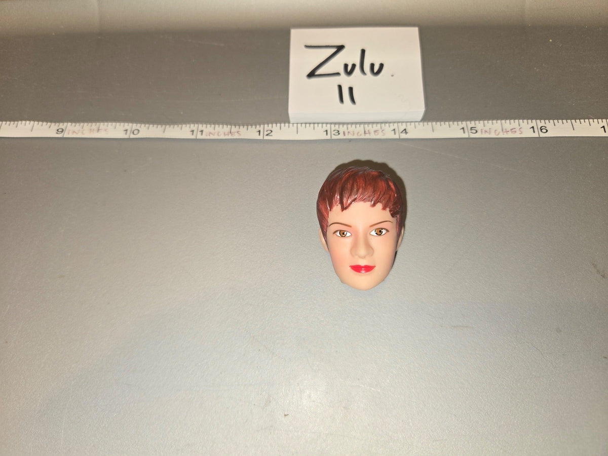 1/6 Scale Female Head Sculpt with Short Red Hair - Dragon