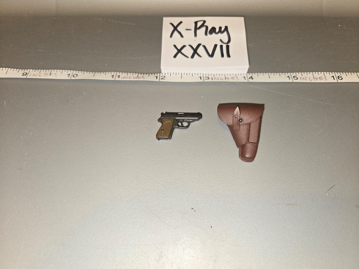1/6 Scale WWII German Pistol and Holster