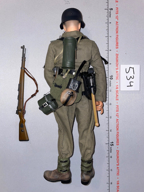 1/6 Scale WWII German Infantry Dressed Figure with Rifle - Dragon