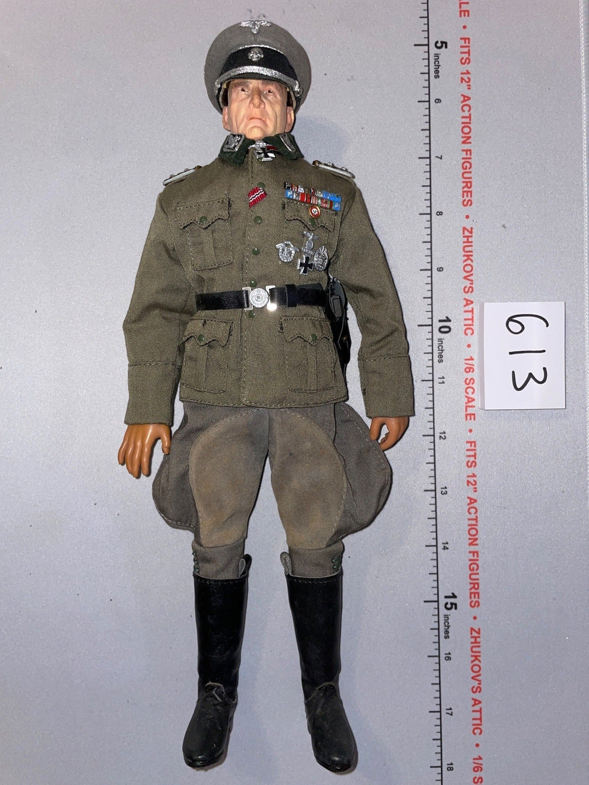 1/6 Scale WWII German Heer Senior Officer Dressed Figure with Medals and Decorations