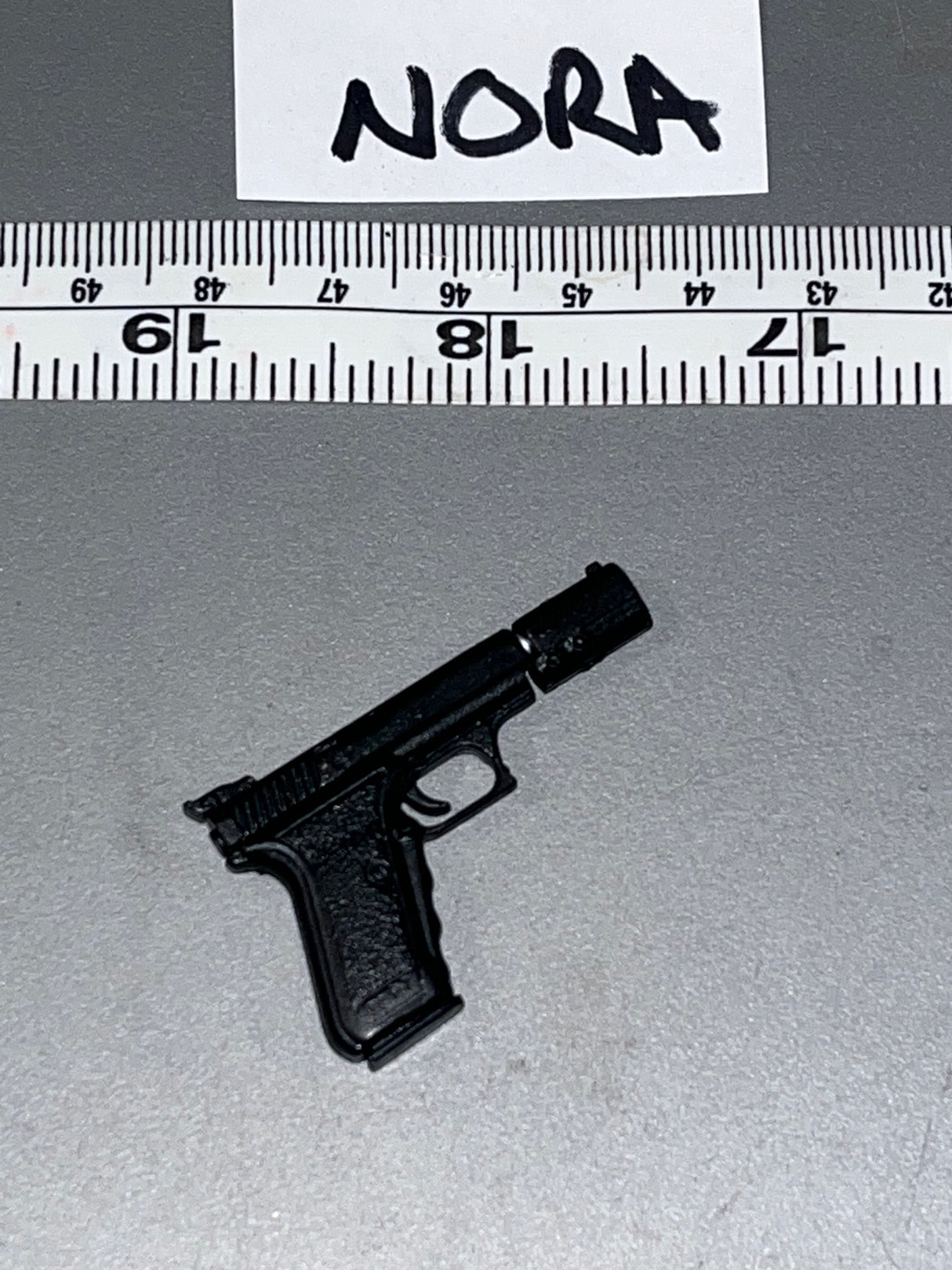 1/6 Scale Modern Era Pistol