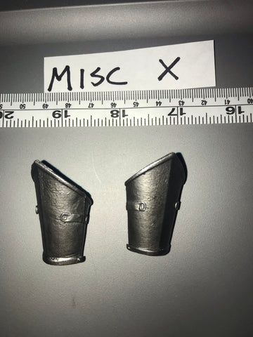 1:6 Scale Medieval Knight Metal Wrist Guards 111442