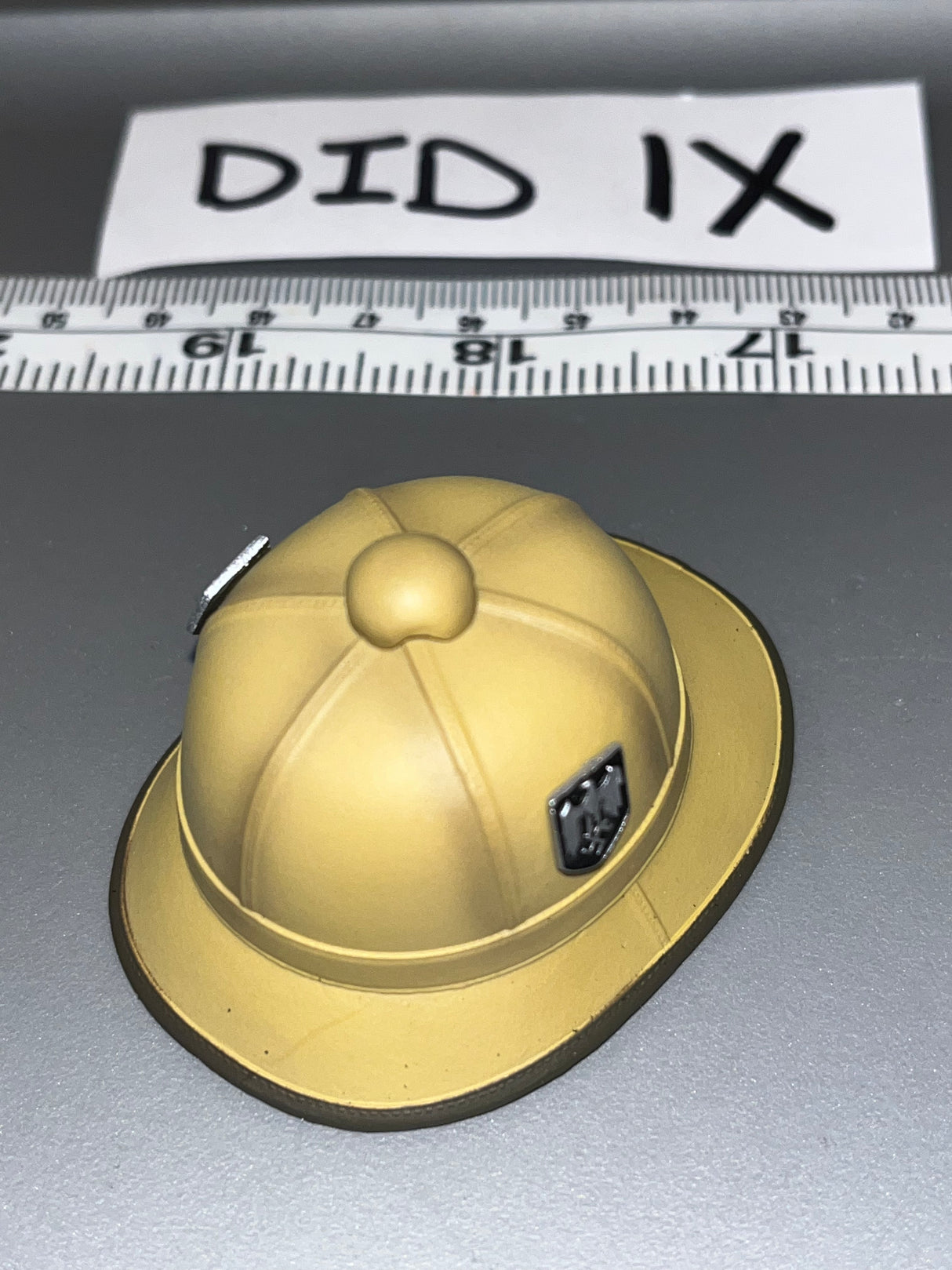 1/6 Scale WWII German Afrika Korps Pith Helmet - DID  106089j hi