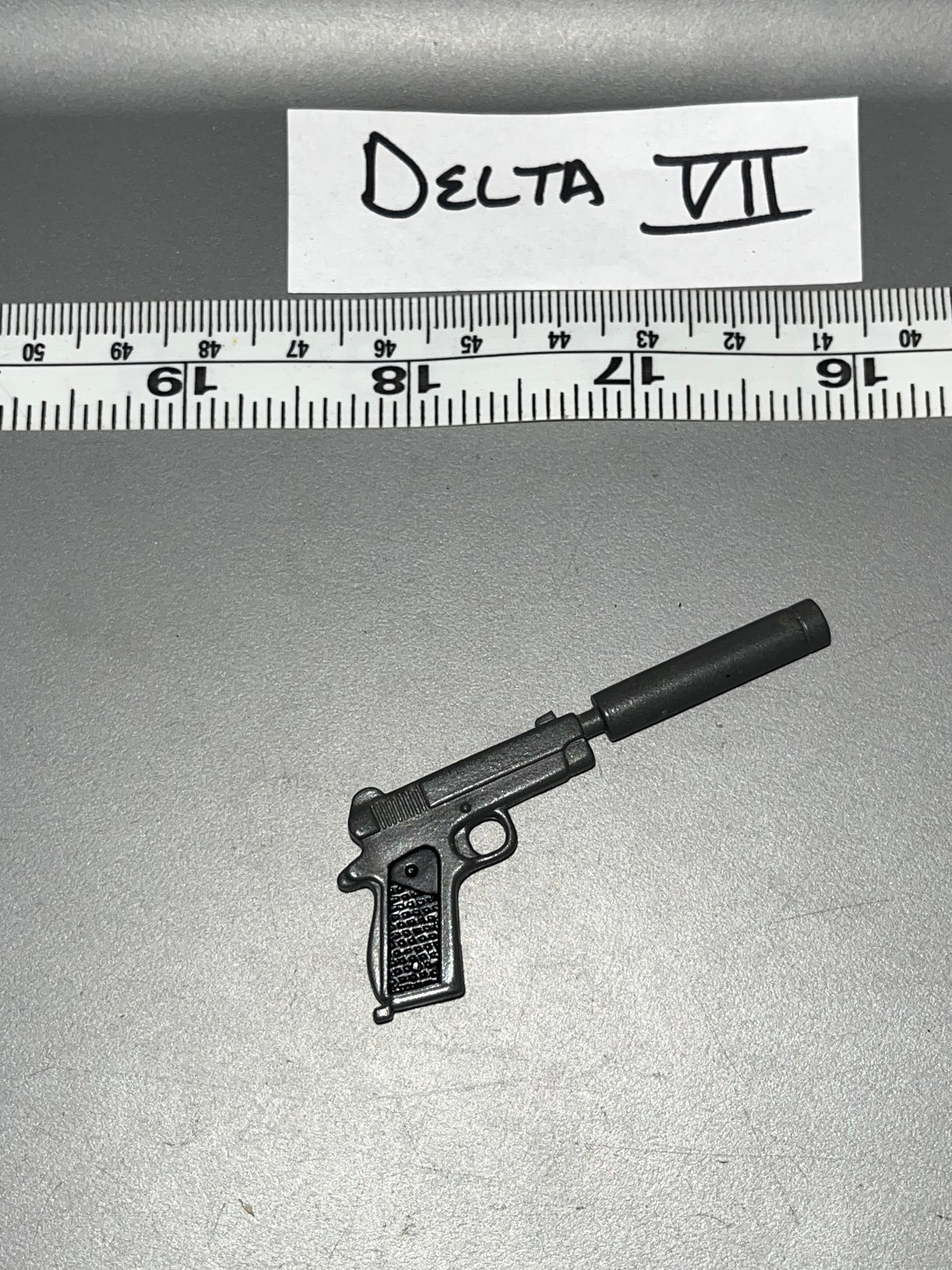 1/6 Scale Vietnam Era US Pistol 106674