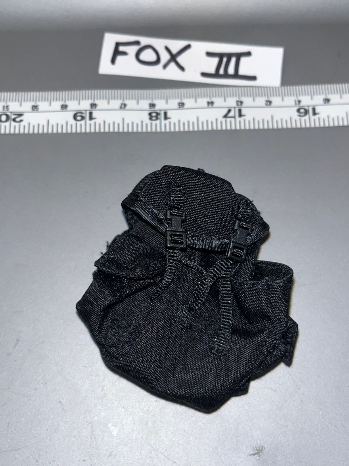 1/6 Scale Modern Pouch 105834