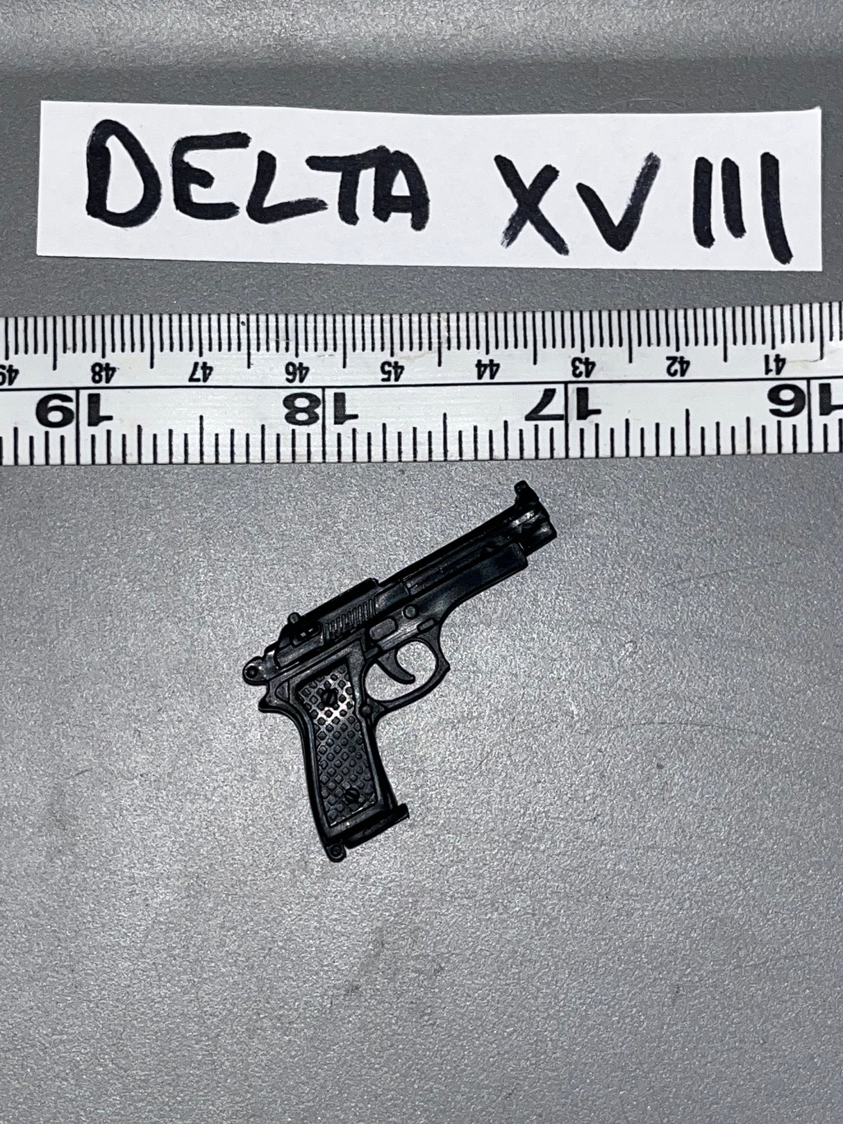 1/6 Scale Modern Era Pistol