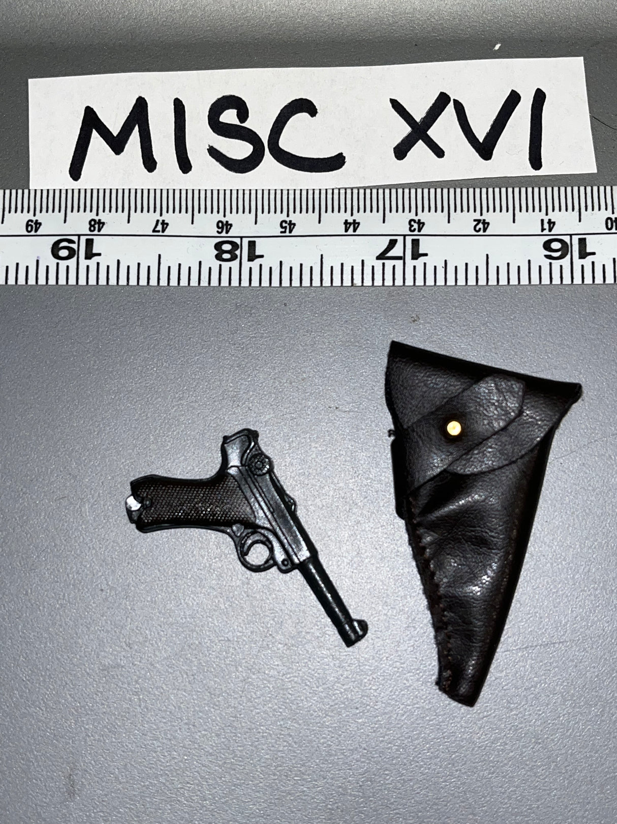 1:6 Scale WWII German Luftwaffe Pistol and Leather Holster 109722