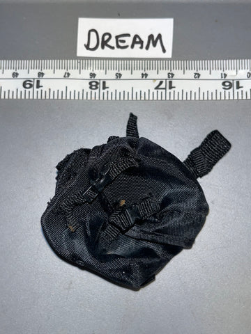 1:6 Scale Modern Era Drop Down Pouch 103163