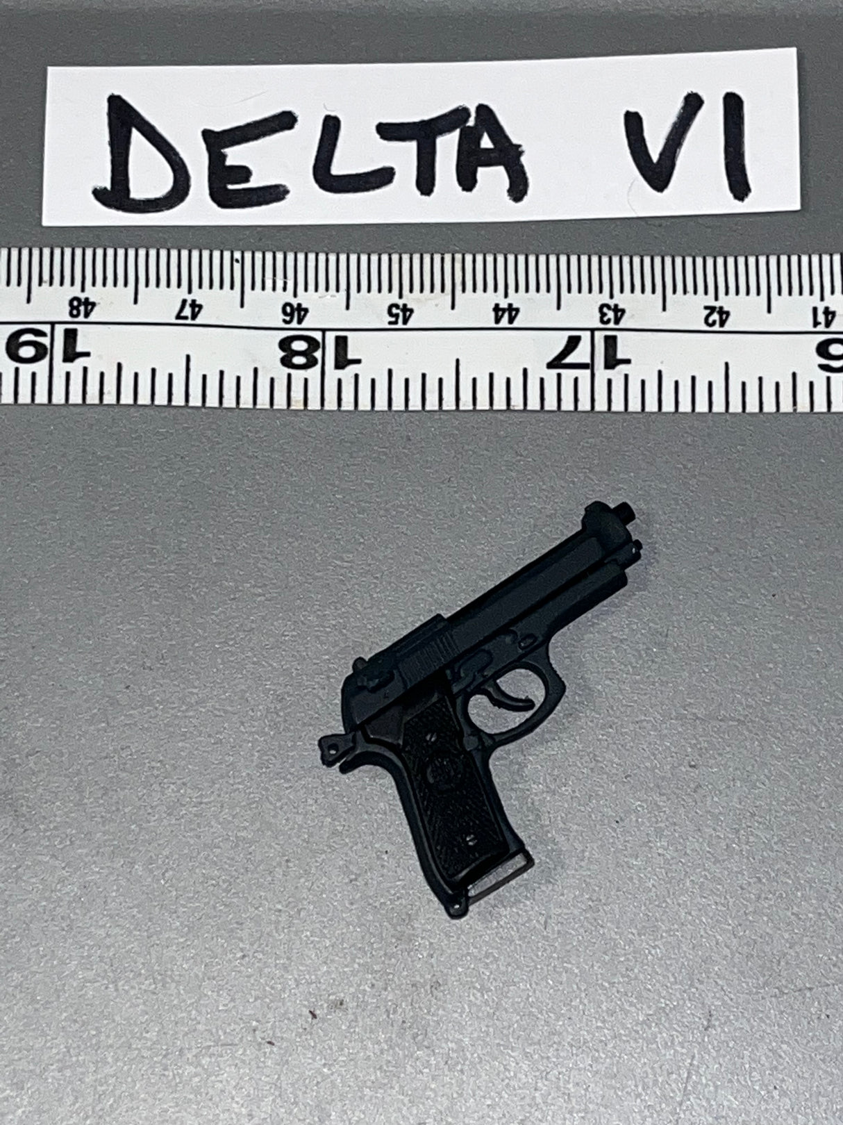 1/6 Scale Modern Era Pistol