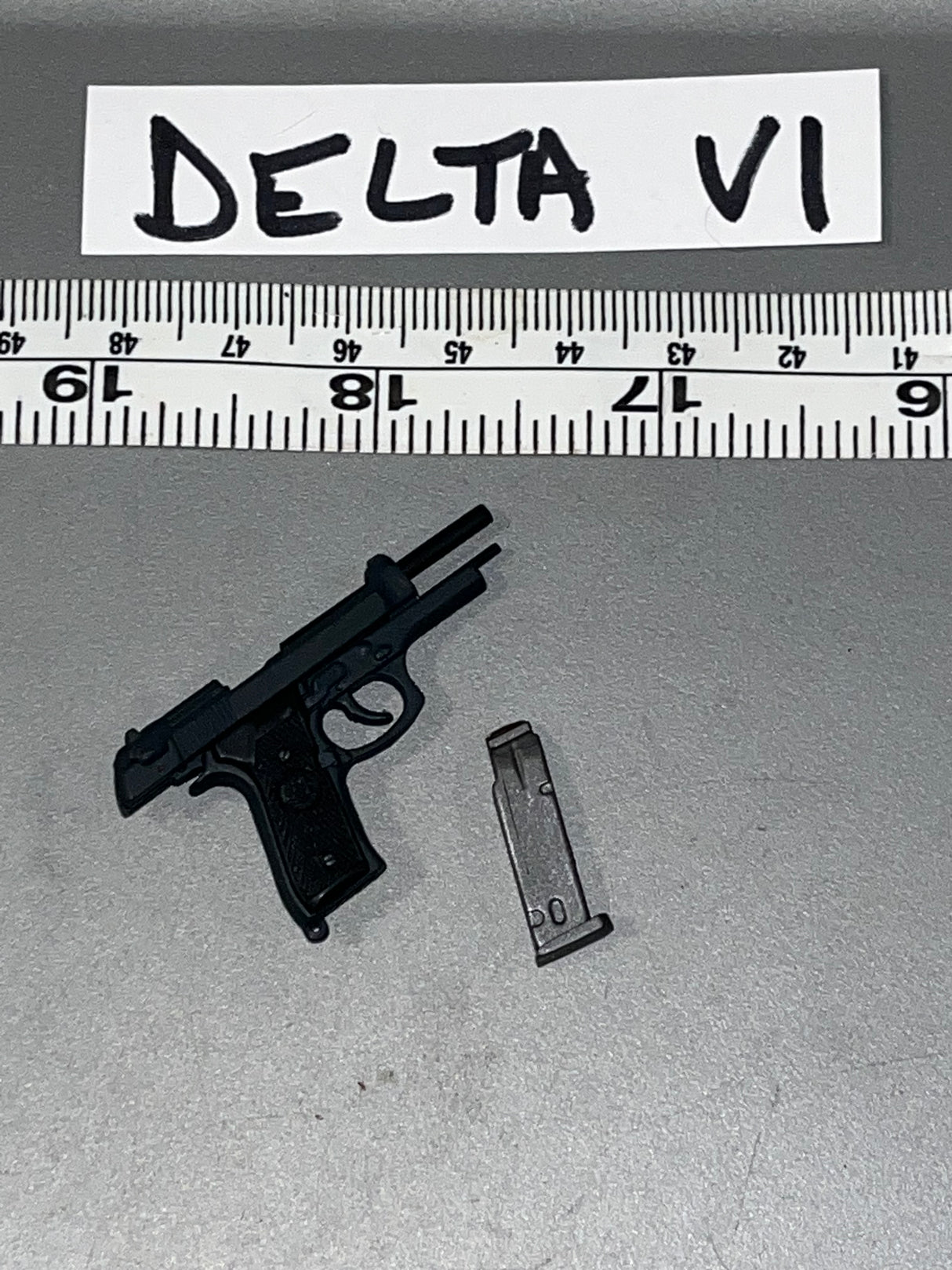 1/6 Scale Modern Era Pistol