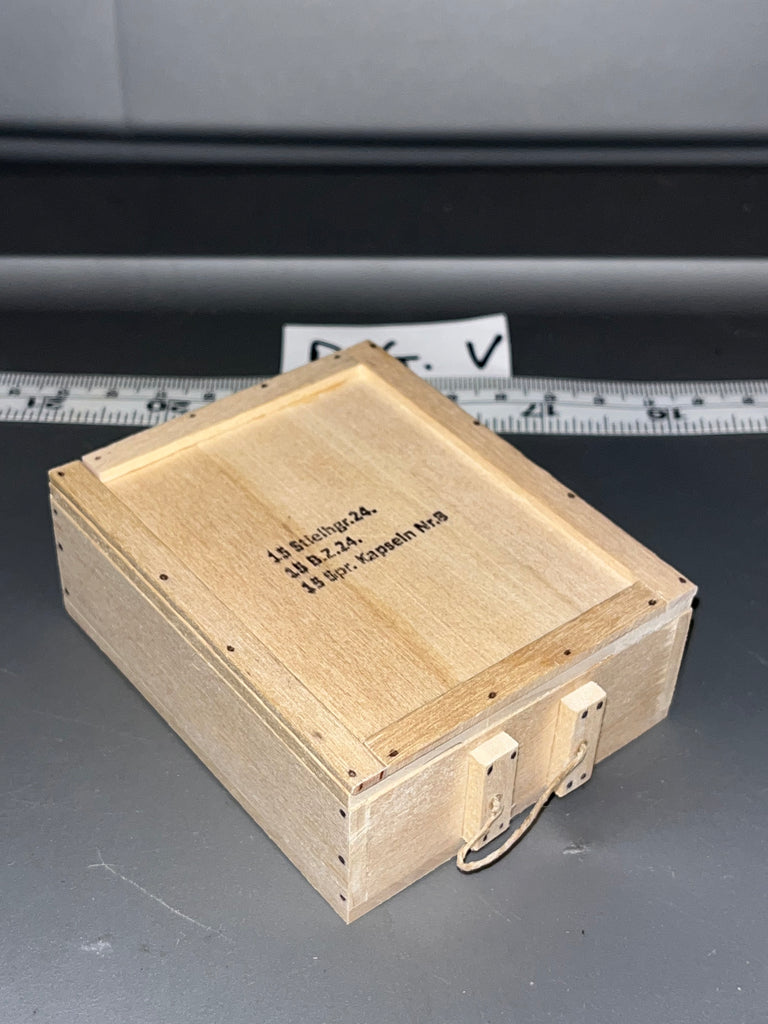 1/6 Scale WWII German Grenade Ammunition Crate  106155
