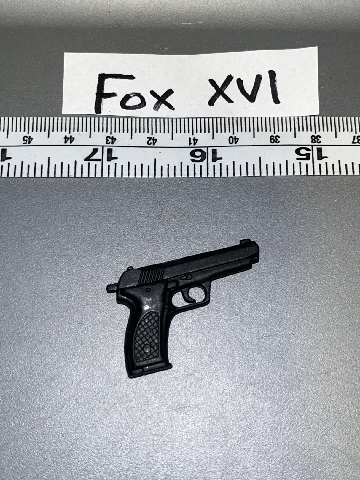 1/6 Scale Modern Era Pistol 104743