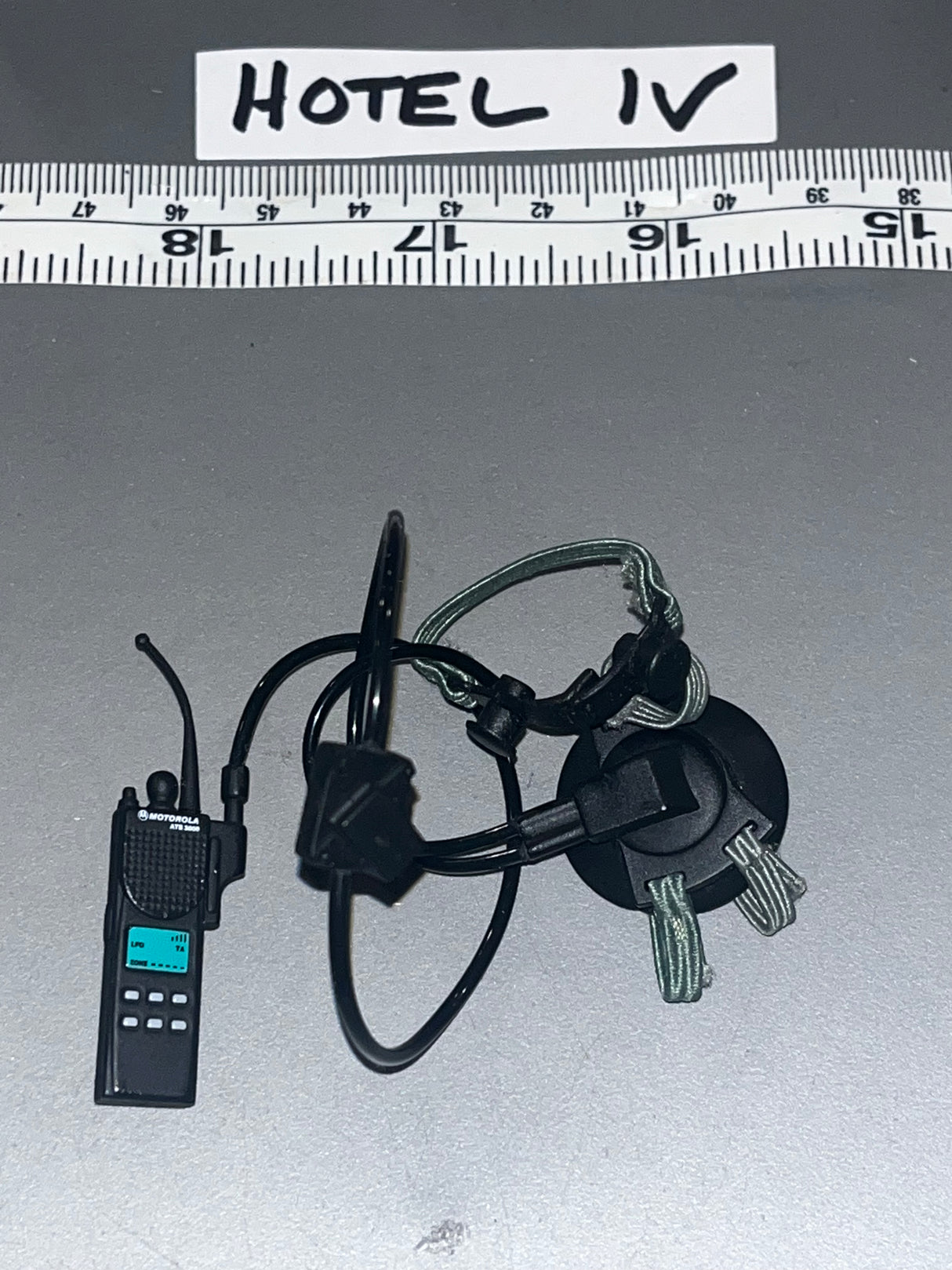 1/6 Scale Modern Era Radio