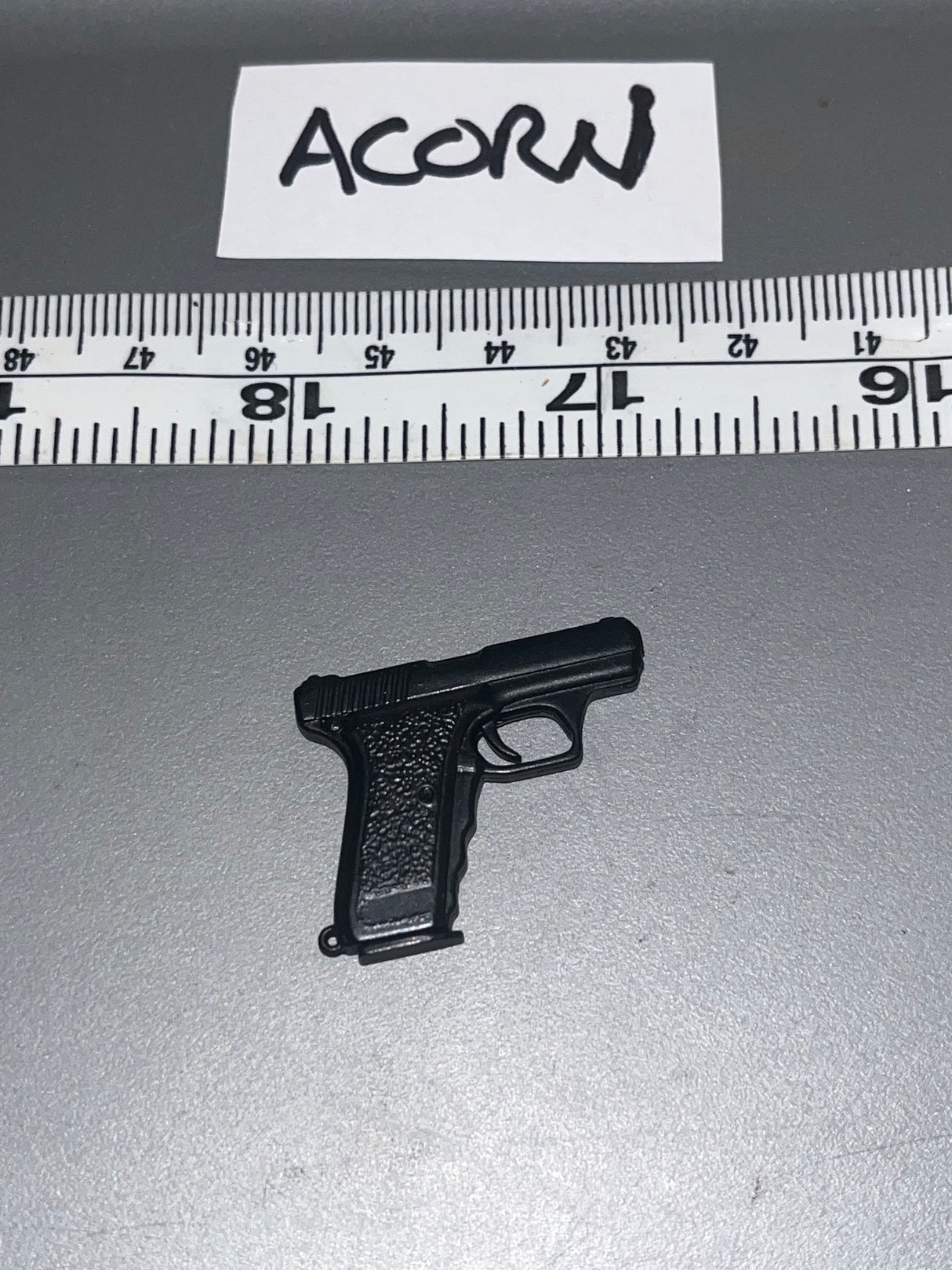 1/6 Modern Era Pistol 100233D