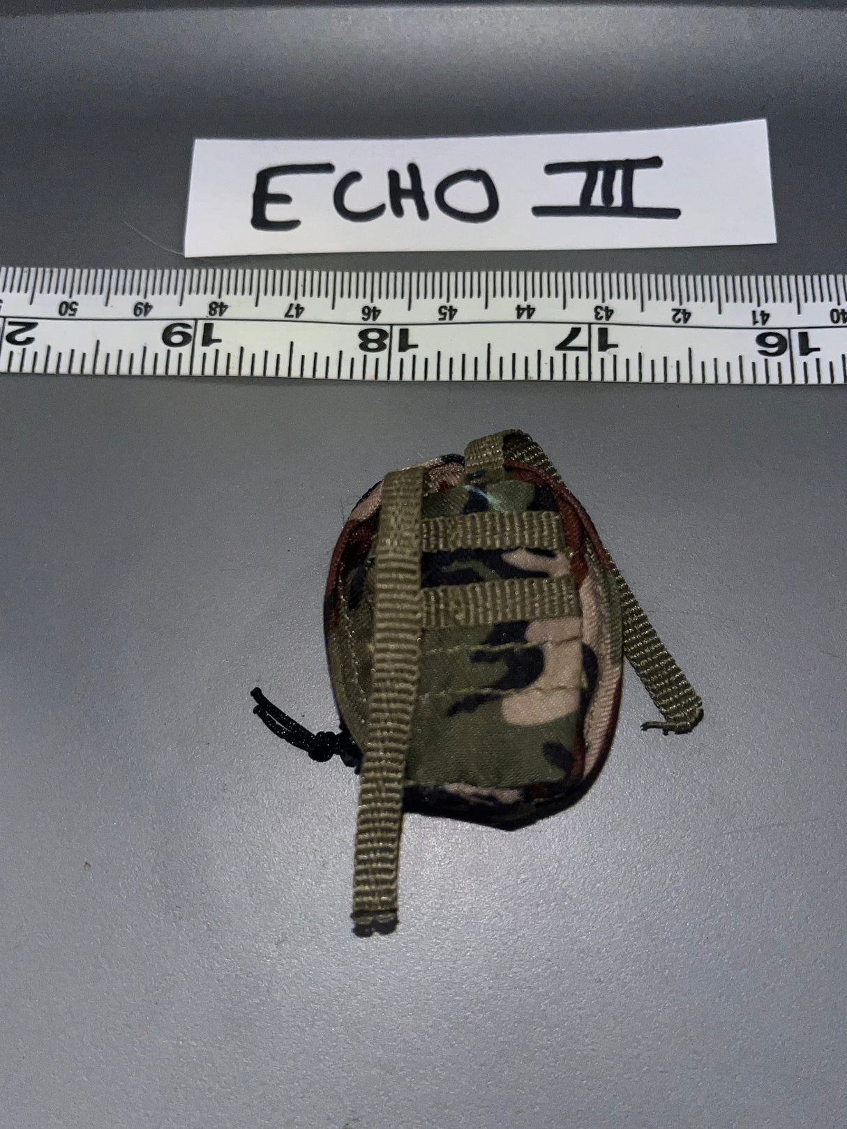 1/6 Scale Modern Era Medium Pouch 106476