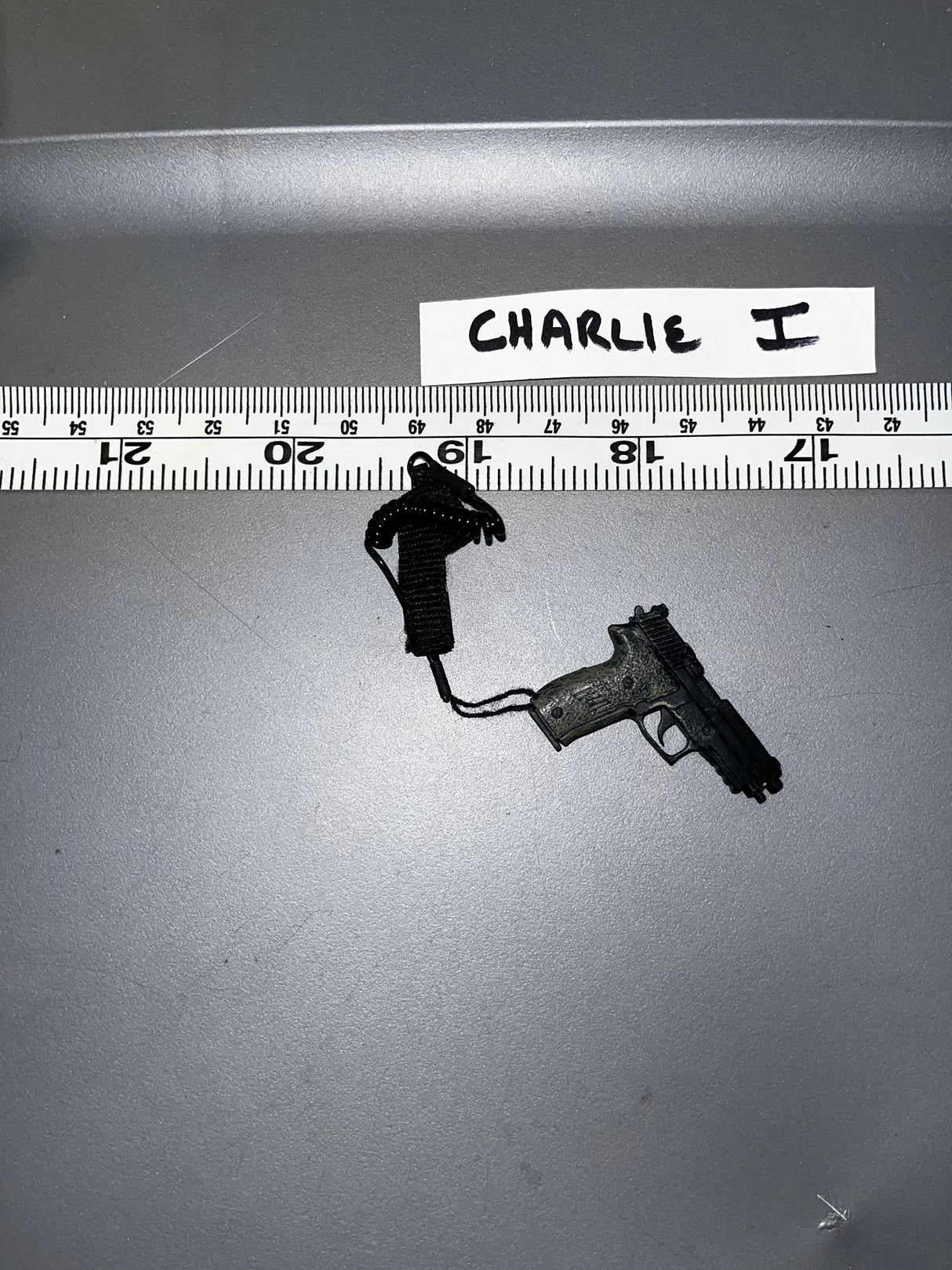 1/6 Scale Modern Era Pistol 107868