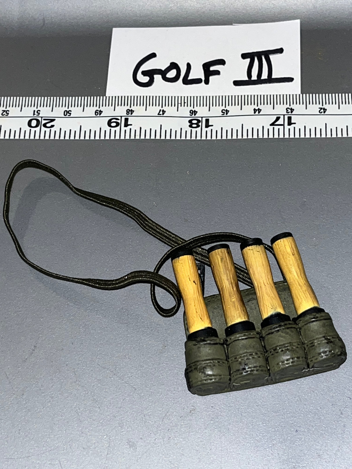 1/6 Scale Chicom Grenades/ Pouch - Vietnam NVA Vietcong 104402