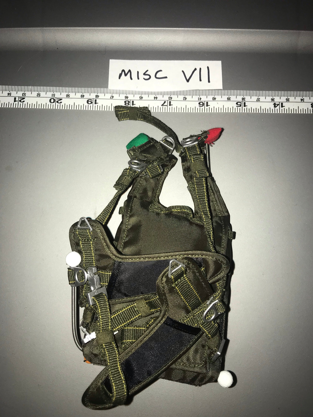 1:6 Modern Halo Parachute Rig 111751