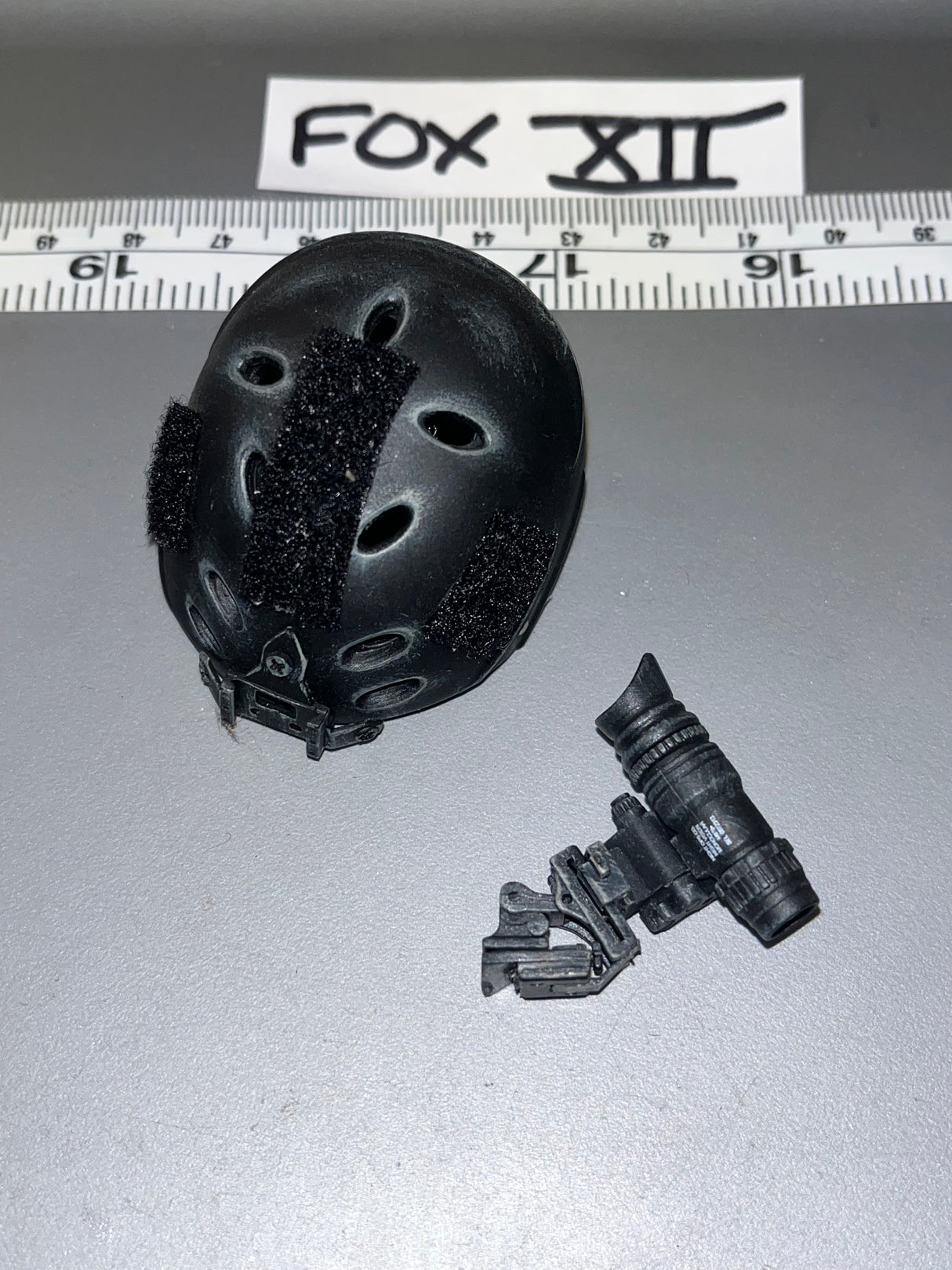 1/6 Scale Modern Helmet 105856