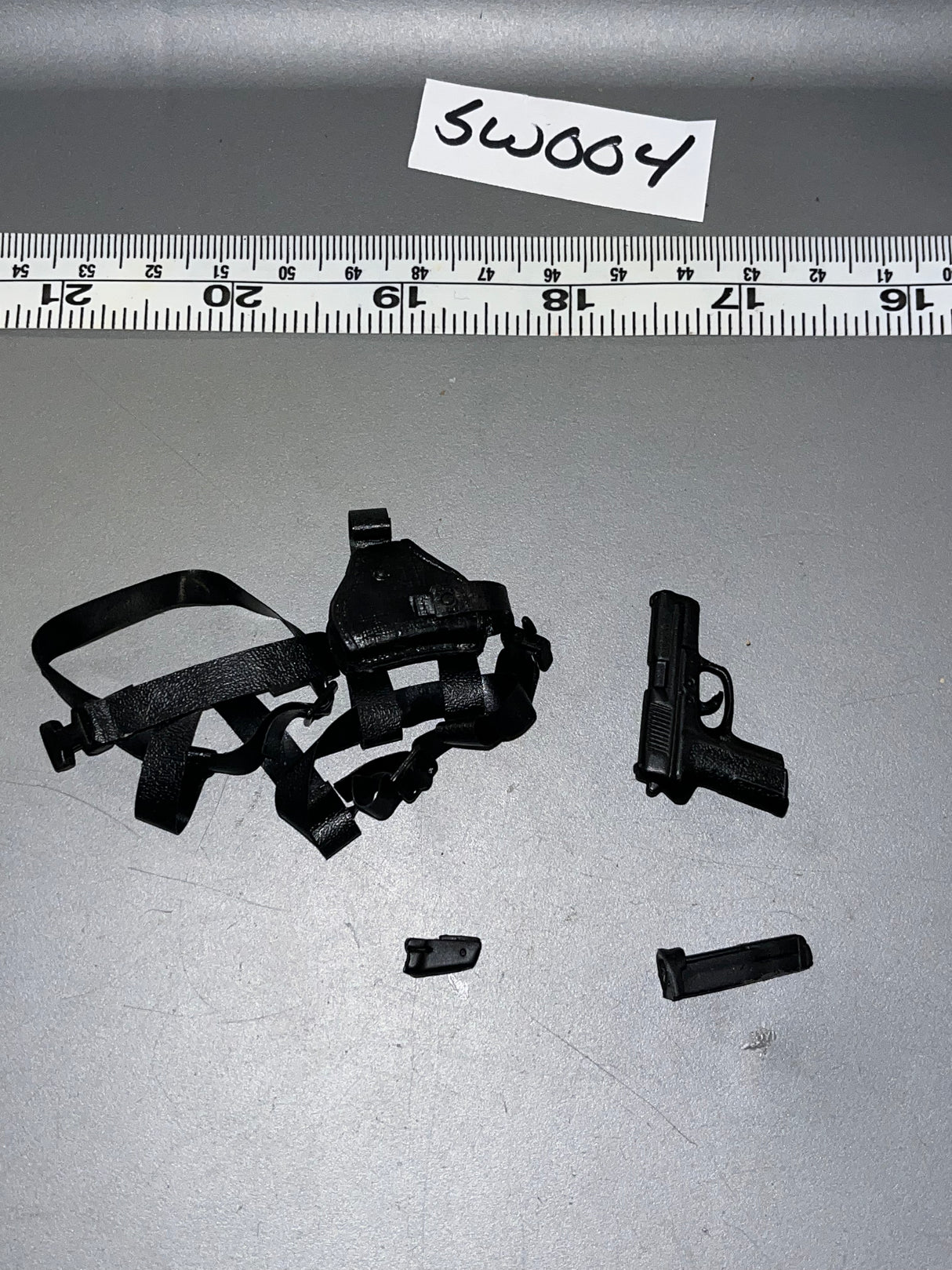 1/6 Scale Modern Era Pistol 106216