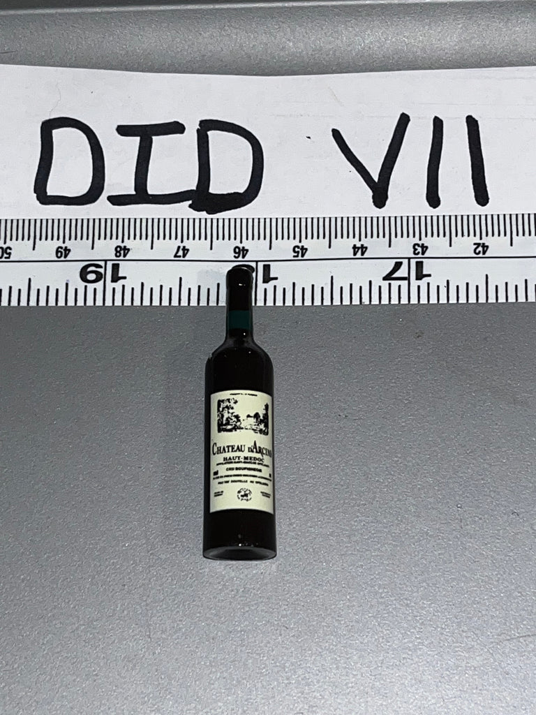 1:6 Scale WWII German Wine Bottle 109730