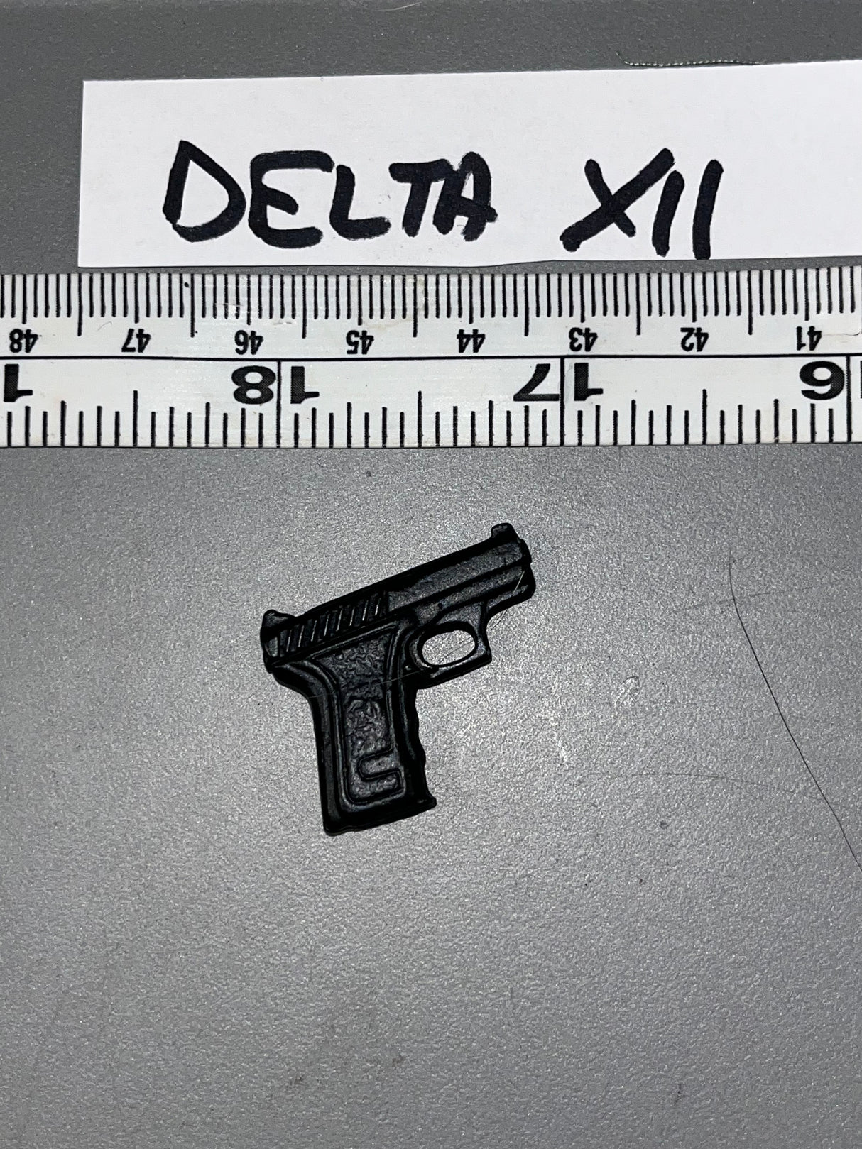 1/6 Scale Modern Era Pistol