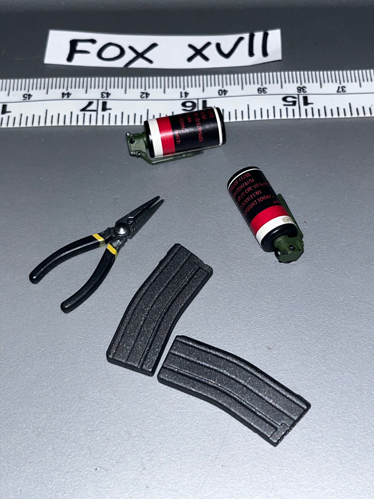 1:6 Scale Modern Era Gear Lot 105023