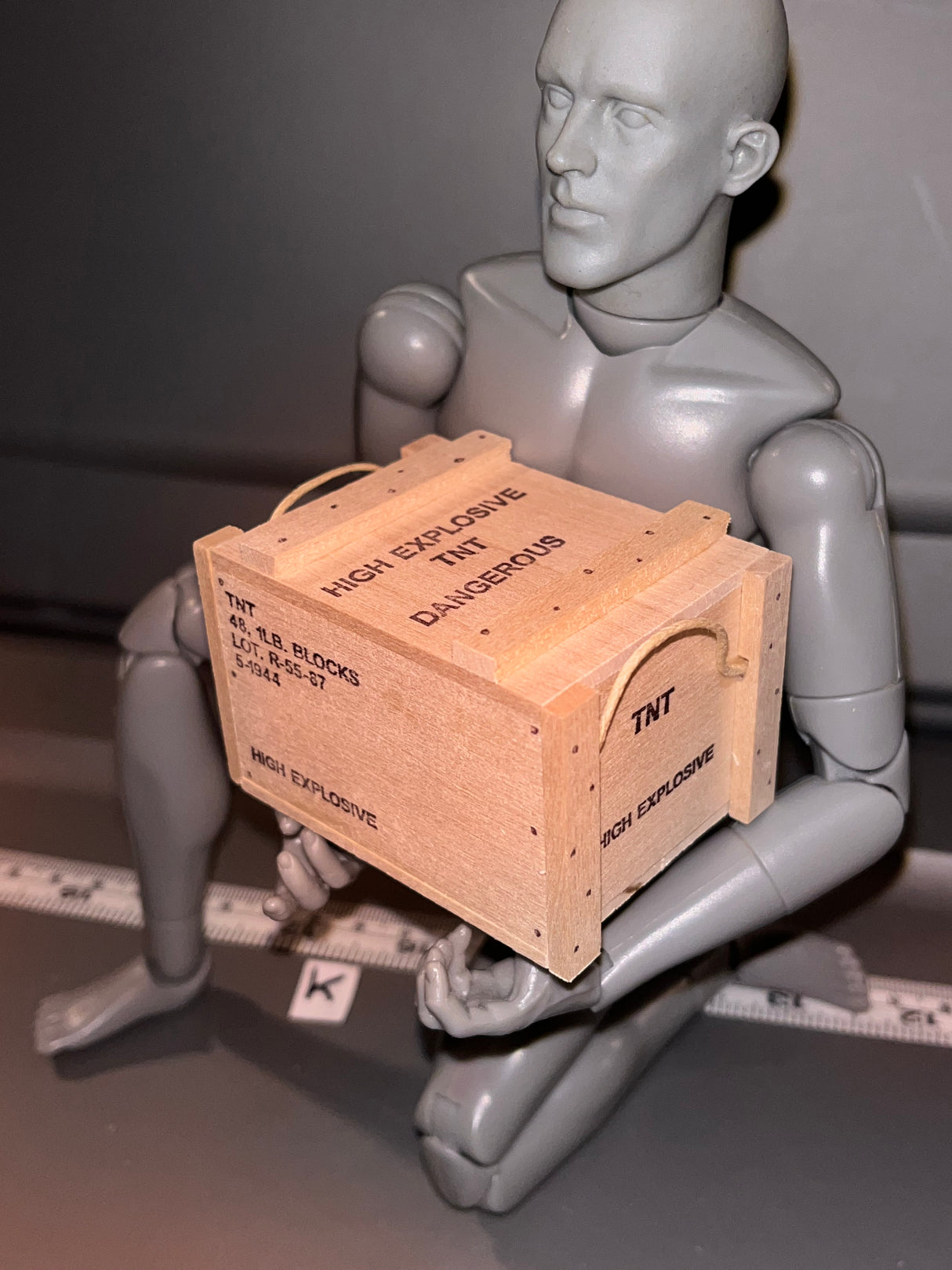 1/6 Scale WWII US TNT Explosive Ammunition Crate