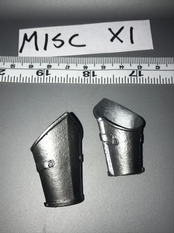 1:6 Scale Medieval Knight Metal Wrist Guards 111387