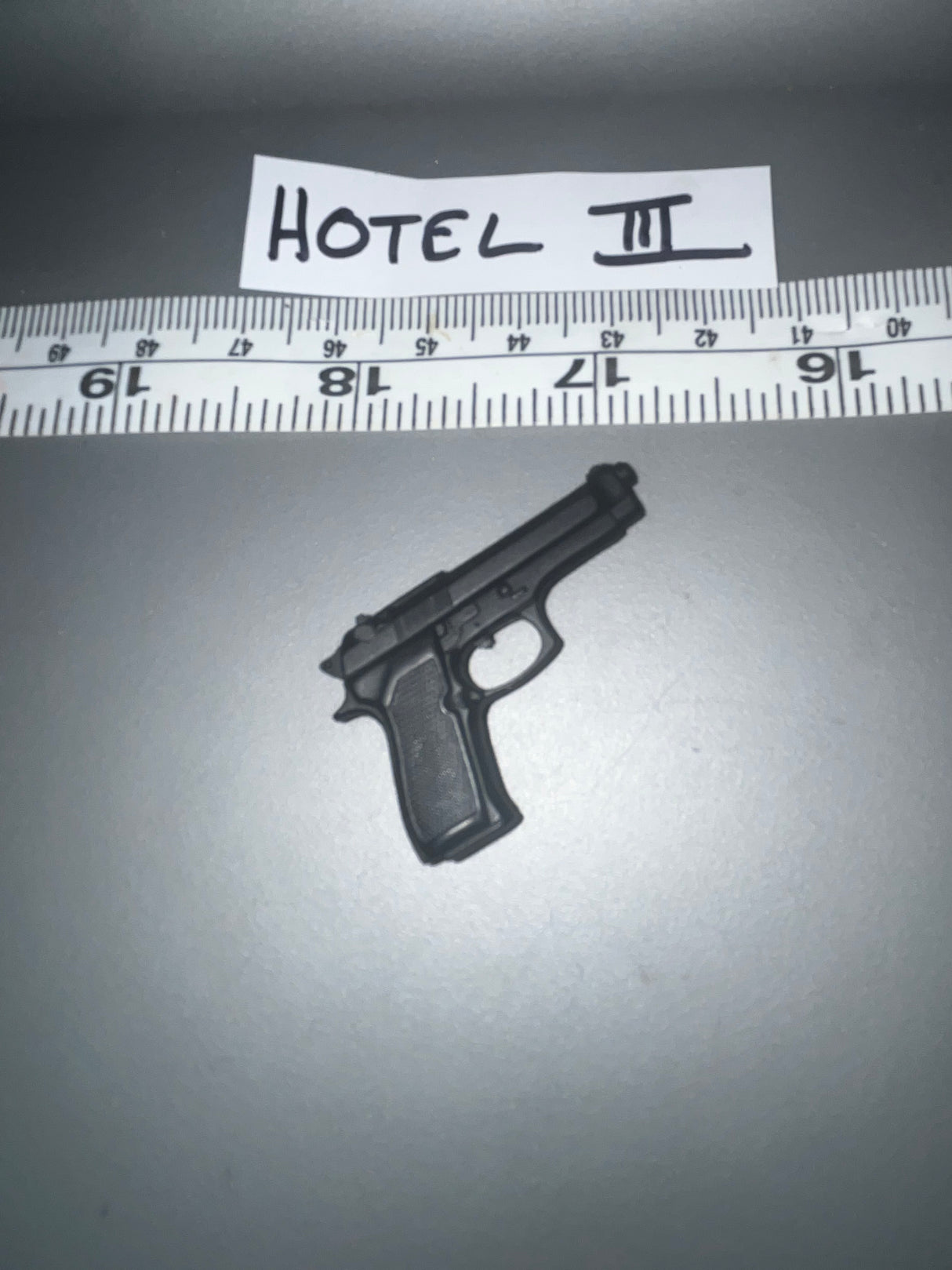1/6 Scale Modern Era Pistol